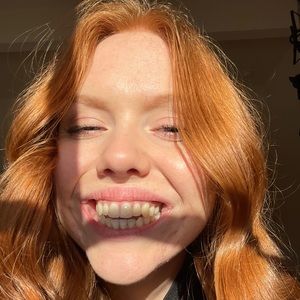 Meet your Posher, Liz